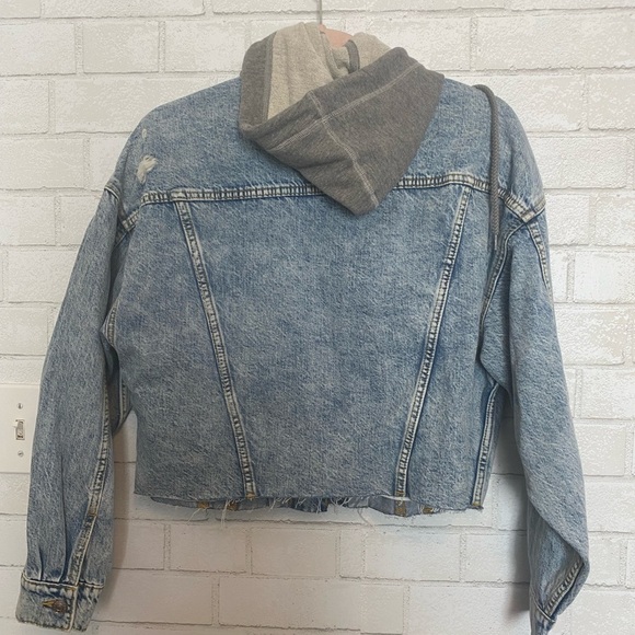 American Eagle Outfitters Light Blue Denim Jacket - Picture 2 of 5